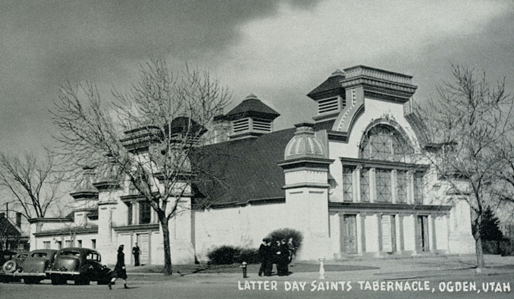 Ogden Pioneer Tabernacle postcard ca 1940.jpg