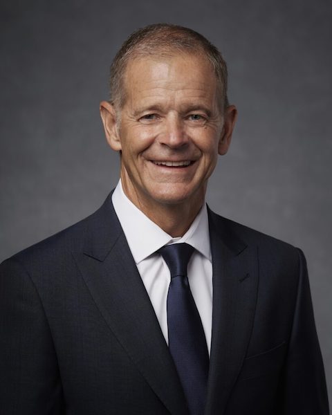 Mormon Peter Vidmar