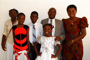 Burundi Family.jpg